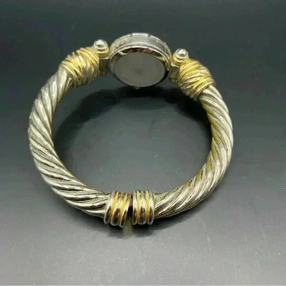 PEUGEOT Women Wristwatch Gold-tone Crystal Stainless Steel Back Bangle Bracelet - Picture 4 of 10